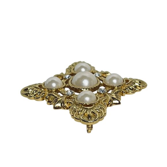 KJL for Avon Gold Tone, Faux Pearl And Clear Rhinestone Brooch/Pendant (6087) - Picture 7 of 10